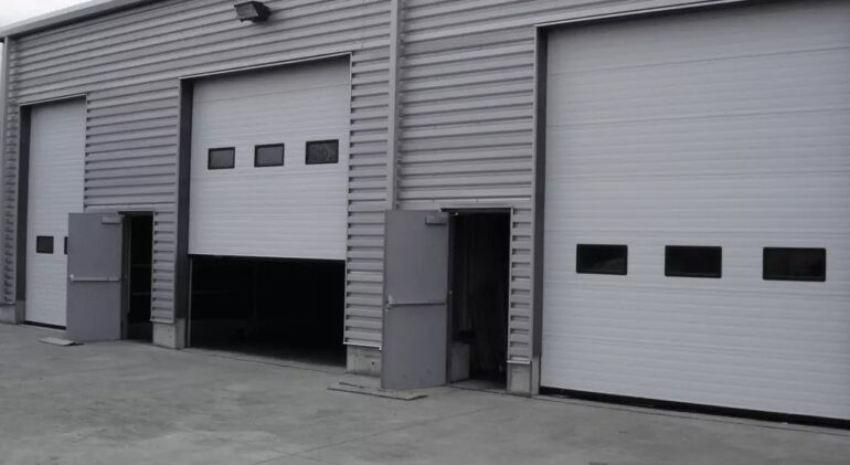 How to Choose the Right Commercial Garage Door for Your Business