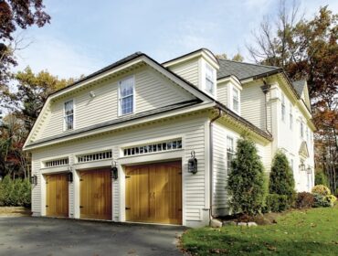 What is the Difference Between a Commercial and a Residential Garage Door?