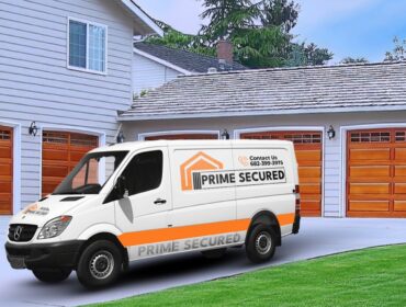 How to choose a right garage door repair company?