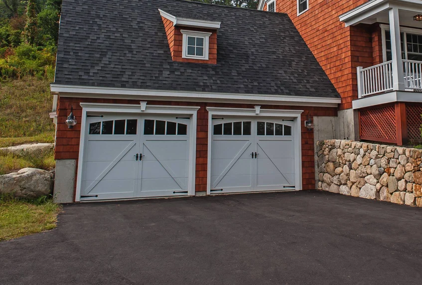 carriage house garage door - prime secured