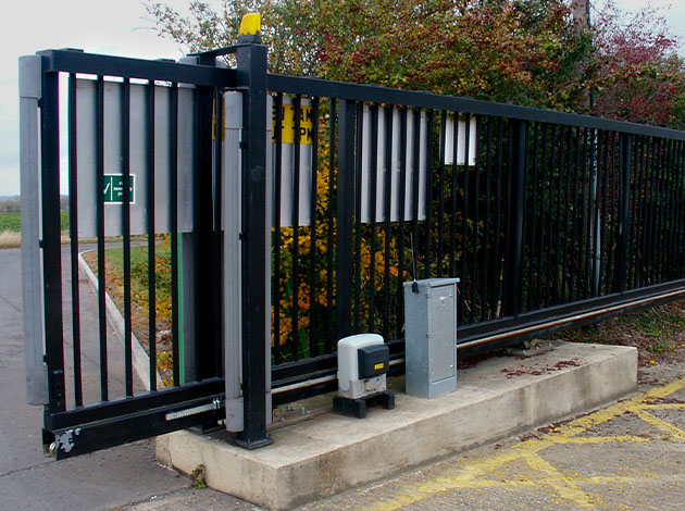 commercial slide gate