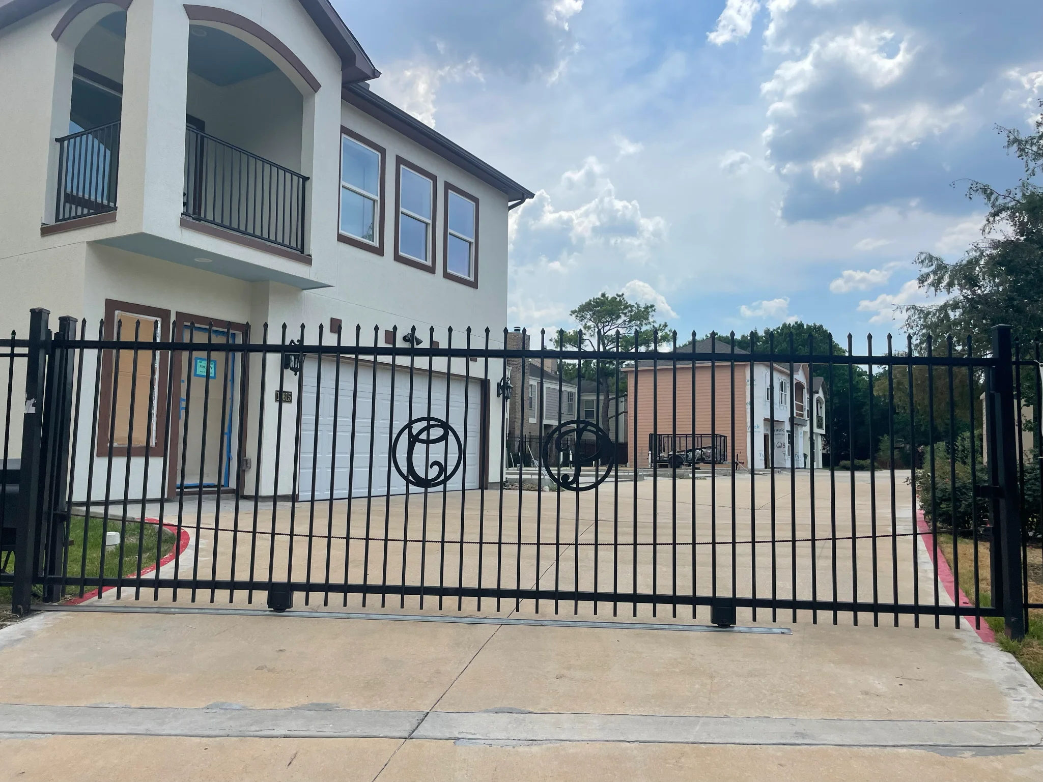 residiential Custom gate design and instalation services